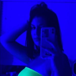 Meet your Posher, Savannah